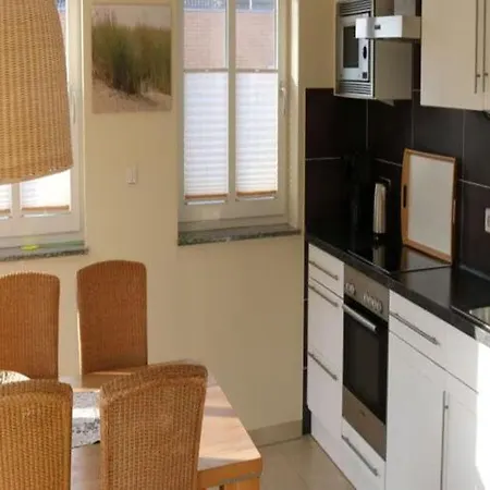 Ideal 71 A Comfortable Holiday Feriehus Borkum