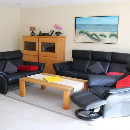 Ideal 71 A Comfortable Holiday *